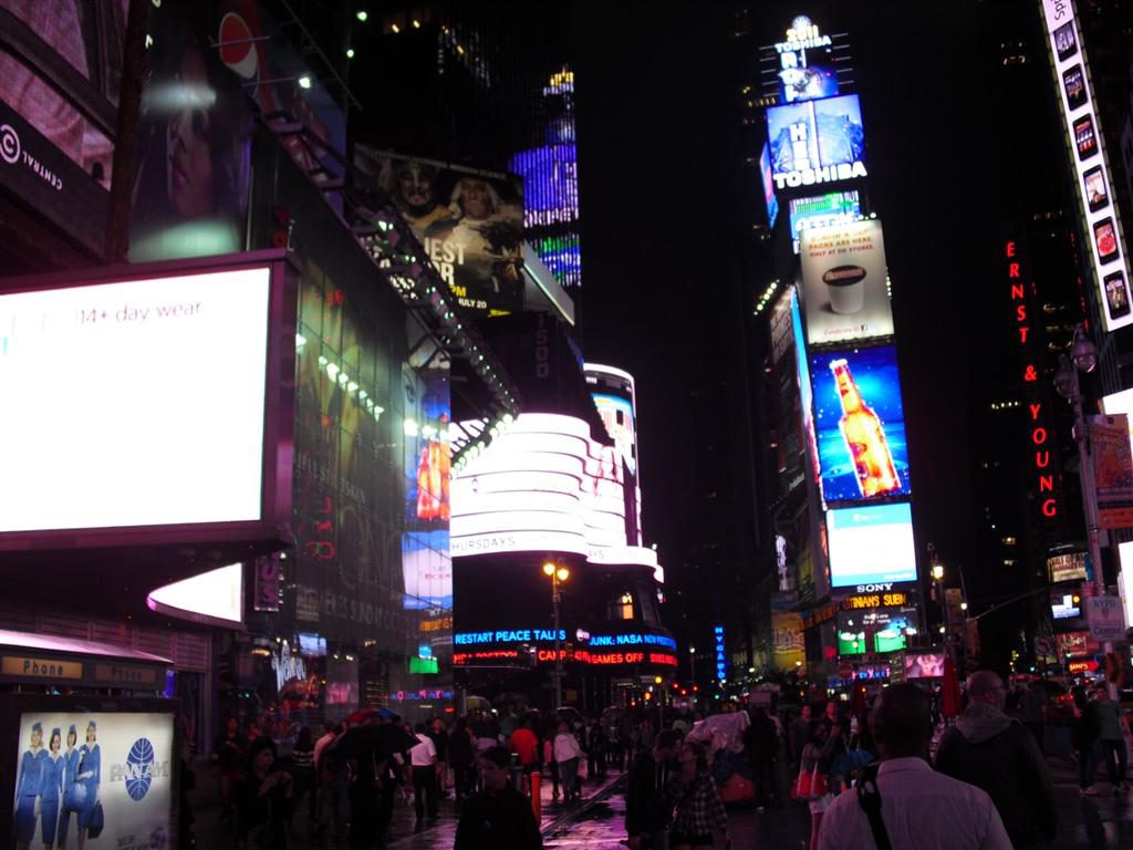 After the holiday I was broke - TImes Square Reclame