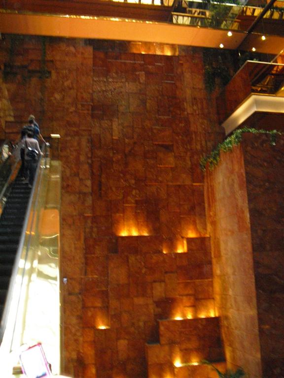 After the holiday I was broke - Trump Tower Interieur