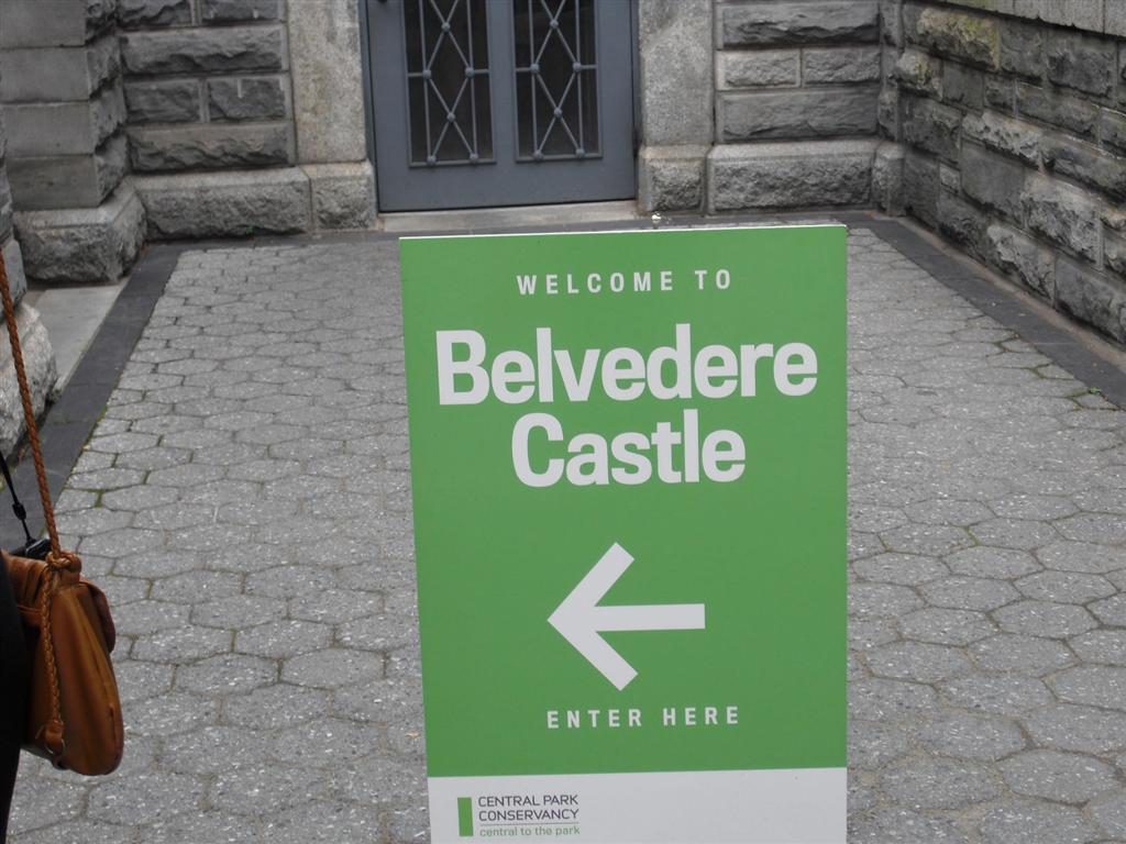 They came by leg car - Central Park - Belvedere Castle